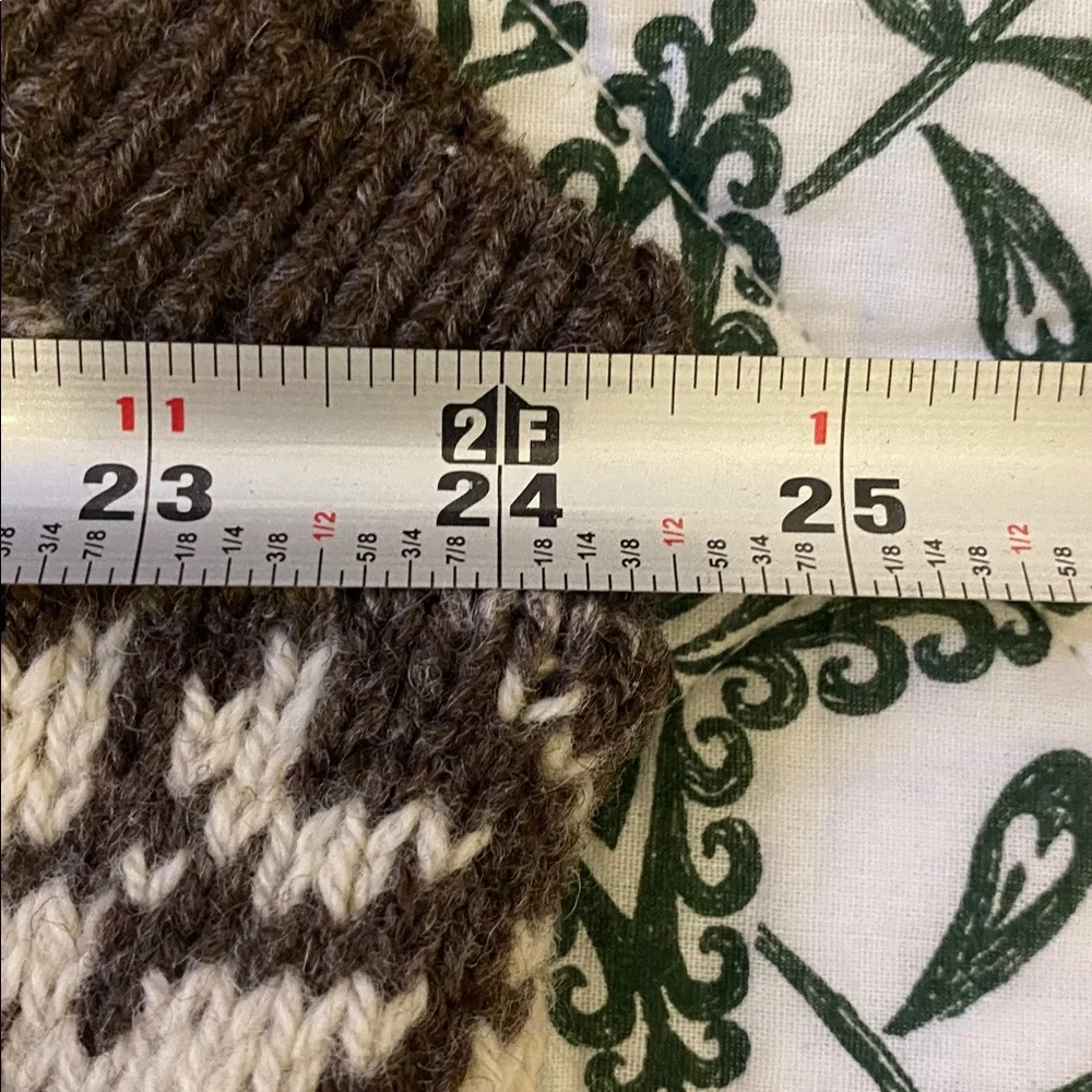 L.L. Bean Brown and Cream Knit Vest, wool in nice condition - Picture 5 of 7